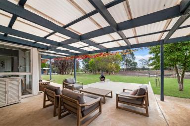 House For Sale - VIC - Hamilton - 3300 - Tranquility and Lifestyle on the Edge of Town  (Image 2)