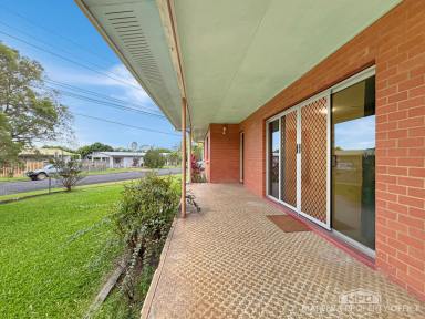 House For Sale - QLD - Mareeba - 4880 - FIRST HOME OR INVESTMENT OPPORTUNITY  (Image 2)