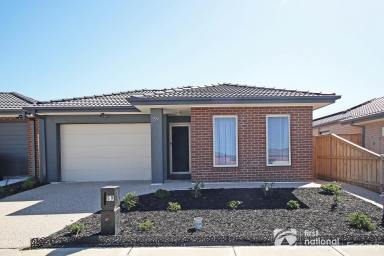 House For Lease - VIC - Clyde - 3978 - Modern 4 Bedroom Home  (Image 2)
