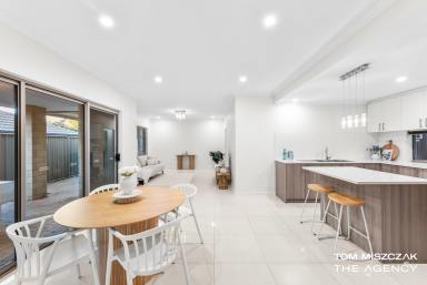 House For Sale - WA - Queens Park - 6107 - High Quality Home in a Premium Position  (Image 2)
