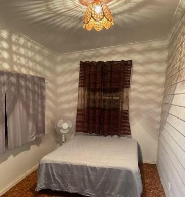 House For Lease - NSW - Deniliquin - 2710 - Partially furnished with Big Yard  (Image 2)