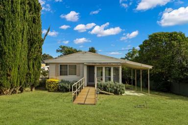 House For Sale - NSW - Batemans Bay - 2536 - Prime Opportunity – DA Approved for Duplex  (Image 2)