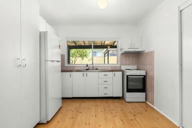 House For Lease - NSW - Old Erowal Bay - 2540 - Neat & Private 2-Bedroom Home in Old Erowal Bay  (Image 2)
