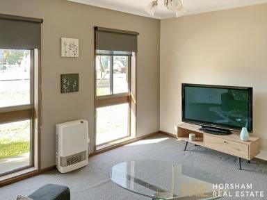 House For Lease - VIC - Horsham - 3400 - A two-bedroom unit in Sunnyside!  (Image 2)