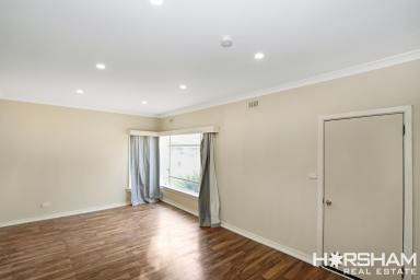 House For Lease - VIC - Horsham - 3400 - Available Now.  (Image 2)