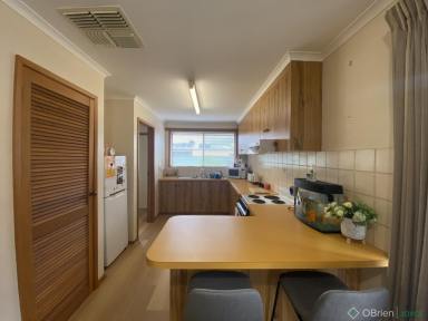 Unit Leased - VIC - Yarrawonga - 3730 - PRIME LOCATION  (Image 2)