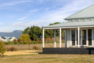 House For Sale - VIC - Carlsruhe - 3442 - "Willow Grove", on Nine Acres  (Image 2)