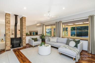 House For Sale - WA - Lesmurdie - 6076 - Modern Comfort and Versatile Family Living  (Image 2)