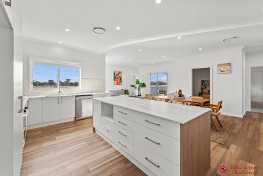 House For Sale - NSW - Temora - 2666 - BRAND NEW - PREMIUM LOCATION  (Image 2)