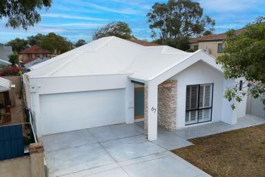 House For Sale - WA - Scarborough - 6019 - In a Word: Effortless.  (Image 2)