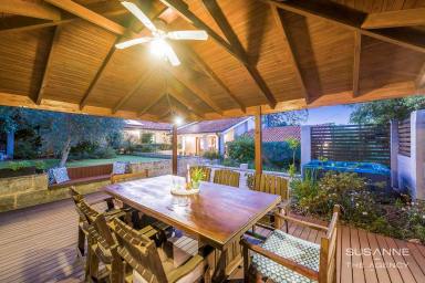 House For Sale - WA - Kalamunda - 6076 - Classic Character Home on Subdividable 3995sqm  (Image 2)