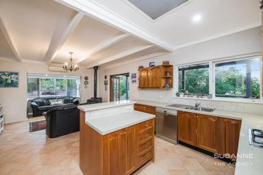 House For Sale - WA - Kalamunda - 6076 - Classic Character Home on Subdividable 3995sqm  (Image 2)