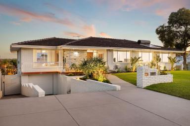 House For Sale - WA - Scarborough - 6019 - In a Word: Unrepeatable.  (Image 2)