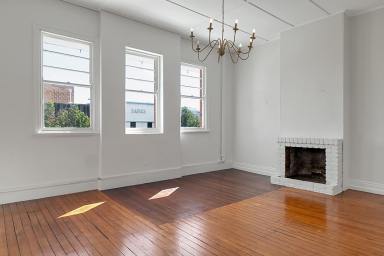 Office(s) For Lease - QLD - Toowoomba City - 4350 - Small First Floor CBD Tenancy  (Image 2)