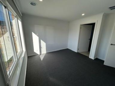 House Leased - VIC - East Bairnsdale - 3875 - NEWLY BUILT FOUR BEDROOM HOME  (Image 2)