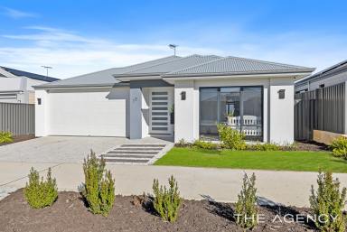 House For Sale - WA - Madora Bay - 6210 - Modern Coastal Living at Its Finest  (Image 2)