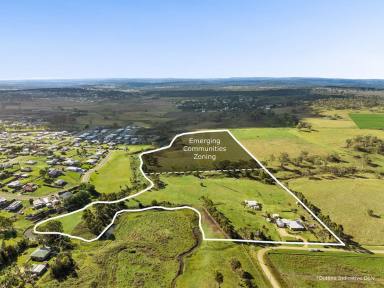 House For Sale - QLD - Meringandan - 4352 - Country Lifestyle with Potential Development Opportunity!  (Image 2)