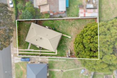 House For Sale - TAS - Shorewell Park - 7320 - Spacious, Simple, and Full of Potential  (Image 2)