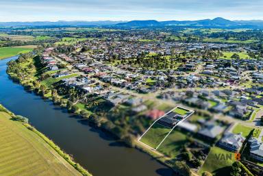House For Sale - VIC - Eastwood - 3875 - Stunning Mitchell River Backwater Retreat Minutes from Bairnsdale CBD  (Image 2)