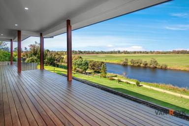 House For Sale - VIC - Eastwood - 3875 - Stunning Mitchell River Backwater Retreat Minutes from Bairnsdale CBD  (Image 2)
