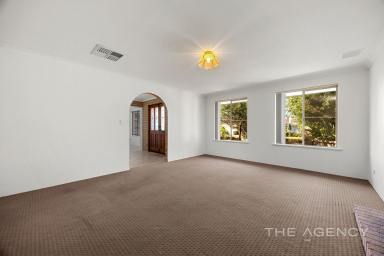 House For Sale - WA - Winthrop - 6150 - Room to Roam and Prosper!  (Image 2)