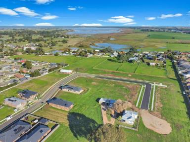 Residential Block For Sale - VIC - East Bairnsdale - 3875 - GREAT INVESTMENT OPPORTUNITY  (Image 2)