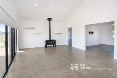 House For Sale - WA - Karridale - 6288 - EXCLUSIVE & RARE OPPORTUNITY IN KARRIDALE - ONE IN A MILLION  (Image 2)