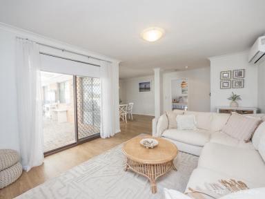 Duplex/Semi-detached For Sale - WA - Craigie - 6025 - Family friendly, Stylish & Fully Detached – No Strata!  (Image 2)