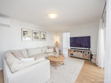 Duplex/Semi-detached For Sale - WA - Craigie - 6025 - Family friendly, Stylish & Fully Detached – No Strata!  (Image 2)