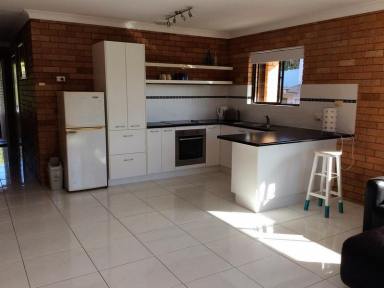 Unit For Lease - QLD - Marcus Beach - 4573 - 2 Bedroom Unfurnished Unit - Opposite the Beach  (Image 2)