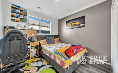 House For Lease - VIC - Truganina - 3029 - For Lease – 60 Clearwood Drive, Truganina VIC 3029  (Image 2)