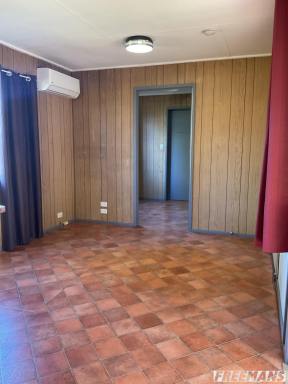 Unit For Lease - QLD - Blackbutt - 4314 - Great 1 Bedroom Unit in the Lovely Township of Blackbutt  (Image 2)