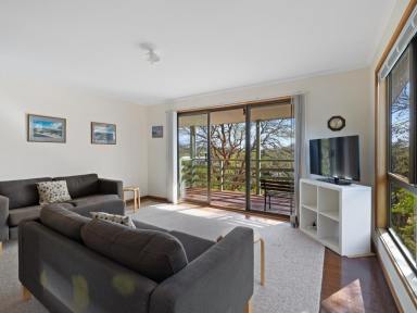 House For Sale - VIC - Sandy Point - 3959 - Highset holiday hideaway  (Image 2)