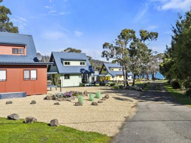 Villa For Sale - TAS - Taranna - 7180 - Rare opportunity to purchase a waterfront accommodation business on major tourist route  (Image 2)