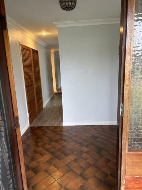House For Sale - WA - Hillman - 6168 - 4 bed Family Home w lge workshop  (Image 2)