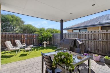 House For Sale - WA - Ellenbrook - 6069 - EASY LIVING, PRIME LOCATION  (Image 2)