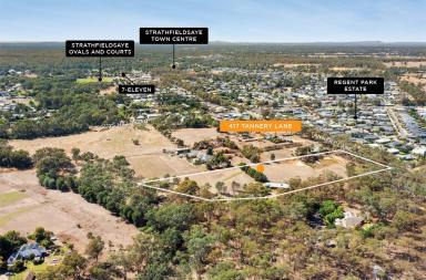 House For Sale - VIC - Strathfieldsaye - 3551 - Large Family Home & Developable Parcel of Land (STCA) In Highly Desirable Location  (Image 2)