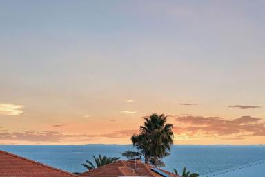 House For Sale - WA - Ocean Reef - 6027 - Coastal LUXURY at its finest ! Ocean VIEWS, endless space and unmatched style !  (Image 2)