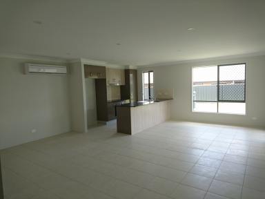 House For Lease - NSW - Tamworth - 2340 - 4 BEDROOM HOME IN QUIET CUL-DE-SAC  (Image 2)