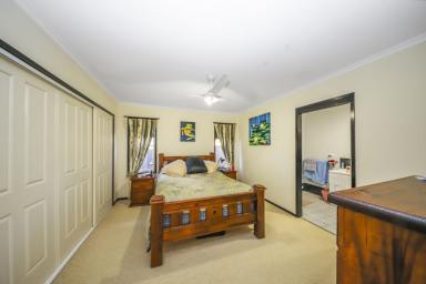 House For Sale - NSW - Adelong - 2729 - Adelong Creek Frontage!  (Image 2)