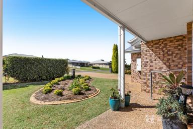 Unit For Sale - QLD - Warwick - 4370 - Generous Space, Private Yard & Endless Potential  (Image 2)