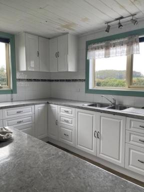 House For Lease - TAS - Irishtown - 7330 - Charming 3-Bedroom Character Home – $370 per week  (Image 2)