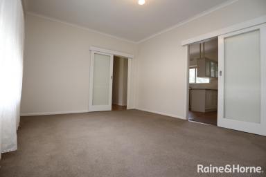 House For Lease - NSW - Kooringal - 2650 - MAKE YOUR MOVE NOW  (Image 2)