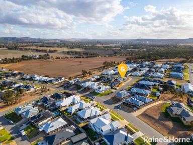 House For Sale - NSW - Gobbagombalin - 2650 - Elevated Living  (Image 2)