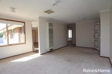 House For Lease - NSW - Estella - 2650 - SPACE FOR THE WHOLE FAMILY  (Image 2)