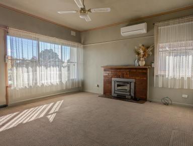 House For Sale - VIC - Swan Hill - 3585 - Entry-Level Gem – Affordable and Versatile  (Image 2)