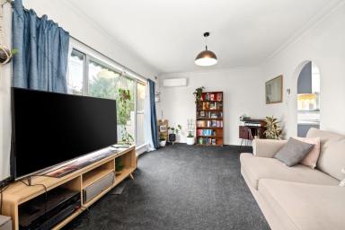 House For Sale - VIC - North Bendigo - 3550 - Prime Location & Investment Opportunity  (Image 2)