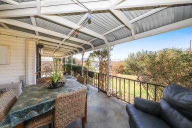 House For Sale - NSW - Tumut - 2720 - Great Start!  (Image 2)