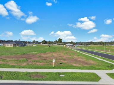 Residential Block For Sale - VIC - East Bairnsdale - 3875 - TWO ROAD FRONTAGES  (Image 2)