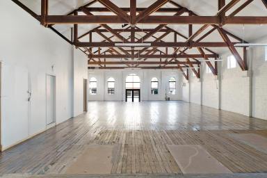 Retail For Lease - QLD - Toowoomba City - 4350 - 332m2 Charming Building suitable Chic Office or Retail Lease  (Image 2)